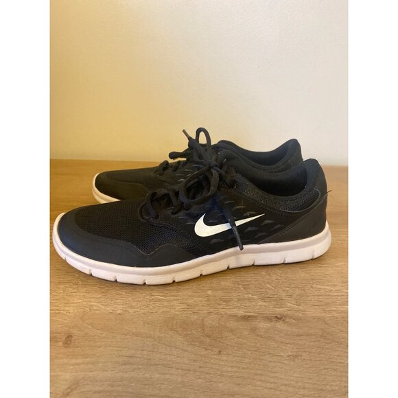 Nike Women’s Black & White Athletic Running Shoes Trainers Size 8 M - Picture 6 of 7